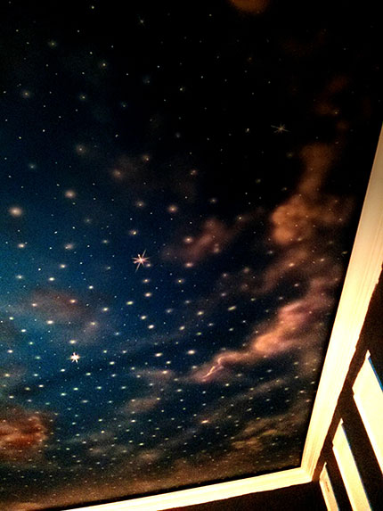 detail, realistic, impressionistic, photorealistic, hyper realistic, expression, expressive, cloudy sky, starry night
